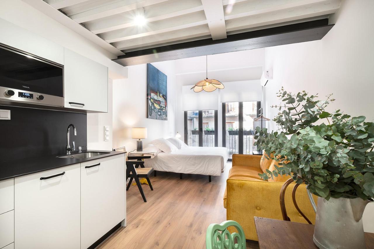 Okako Apartments Tudela Kültér fotó