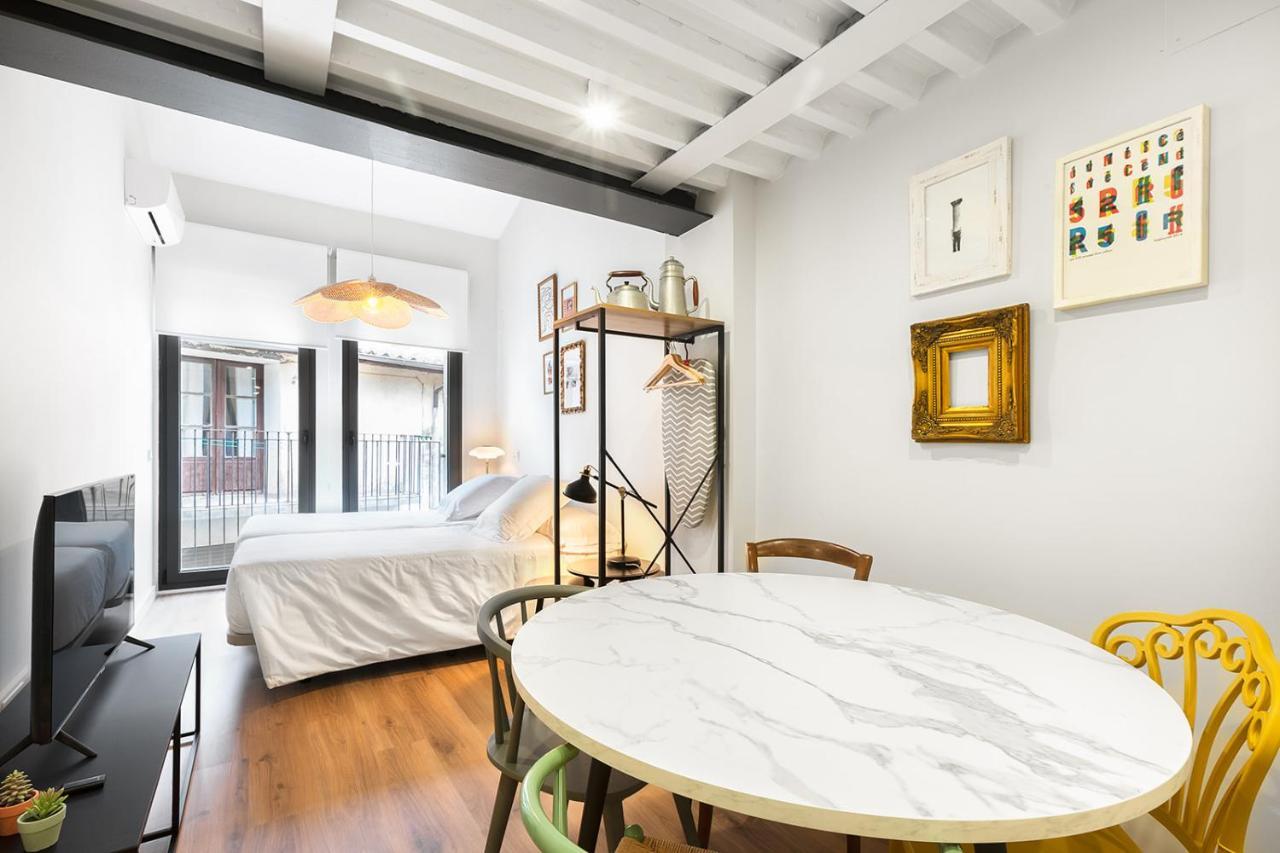 Okako Apartments Tudela Kültér fotó