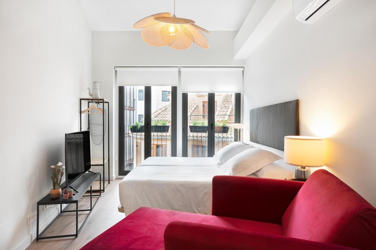Okako Apartments Tudela Kültér fotó